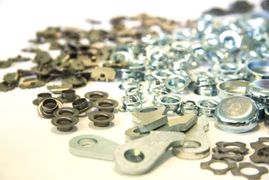 Stalowe elementy wykrawane i wytłaczane